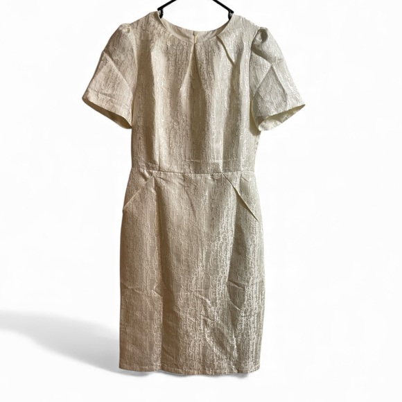 MOTF Dresses & Skirts - MOTF Naturally Chic Textured Cream Short Sleeve Dress – Size M – NWT
